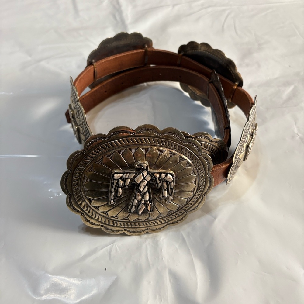 Rodeo Quincy - Barbosa Thunderbird Silver and Brown Concho Belt